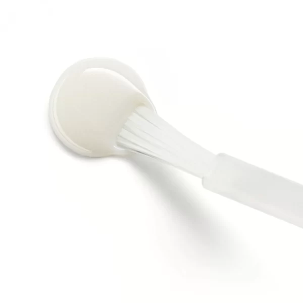 Essence The Anti-Yelllow Nail Whitener 6