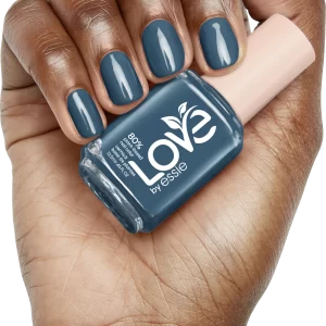LOVE BY ESSIE Nagellack 200 DOIN’ MY BEST 13
