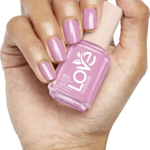 LOVE BY ESSIE Nagellack 160 CAREFREE BUT CARING 17