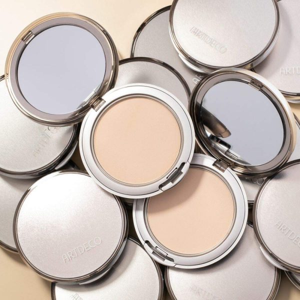 ARTDECO Hydra Mineral Compact Foundation - Feuchtigkeitsspendendes loses Puder in kompakter Form - 1 x 10 g 11